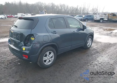 2021 Chevrolet Trax Fwd Ls z USA, uszkodzony, nr VIN KL7CJKSBXMB325024